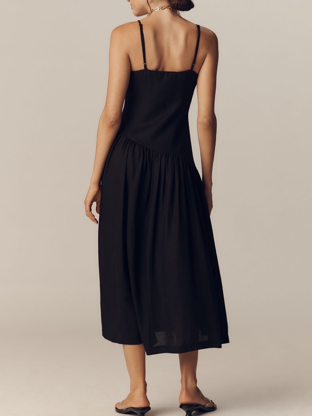 Lisa Says Gah Black Square-Neck Midi Dress - Picture 3 of 8